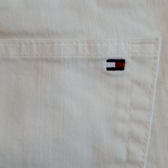 Tommy Hilfiger white cropped denim - Picture 2 of 3
